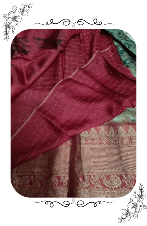 Alt Text: Matching blouse fabric for georgette saree