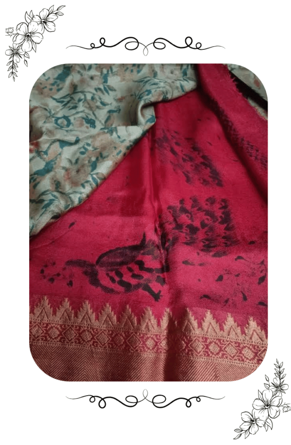 Alt Text: Inside view of georgette saree showing fabric texture