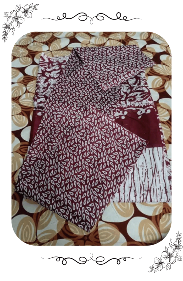 Blouse fabric of red and ceramic white cotton saree